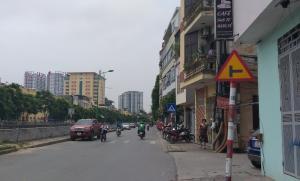 Nguyễn Lân-Thanh Xuân; Nhà nằm vị trí đẹp, ô tô quay đầu trước cửa